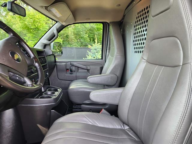 2023 Chevrolet Express 2500