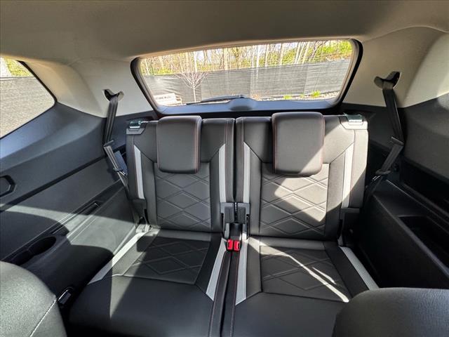 2025 Volkswagen Atlas Peak Edition 4Motion