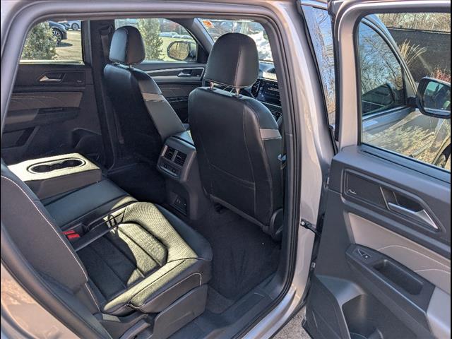 2022 Volkswagen Atlas Cross Sport V6 SEL Premium R-Line 4Motion