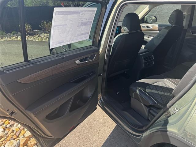 2025 Volkswagen Atlas SEL Premium R-Line 4Motion