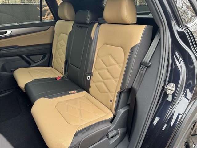 2025 Volkswagen Atlas Cross Sport SE 4Motion