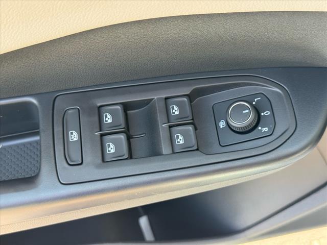 2025 Volkswagen Taos S 4Motion