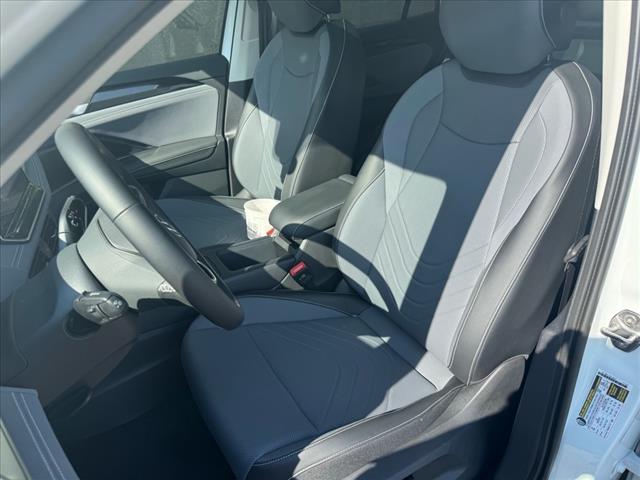 2025 Volkswagen Tiguan SE 4Motion