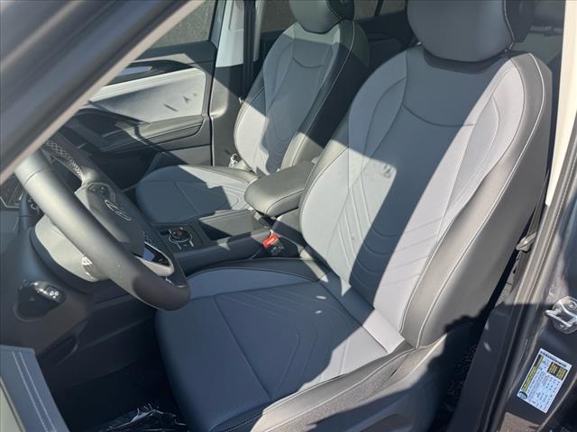 2025 Volkswagen Tiguan SE 4Motion
