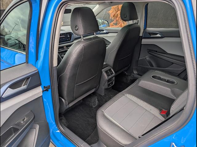 2024 Volkswagen Taos SE 4Motion