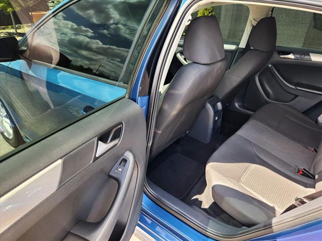 2015 Volkswagen Jetta 1.8T SE W/CONNECT