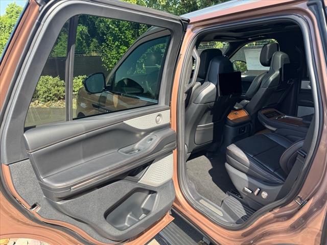 2025 Lincoln Navigator Black Label