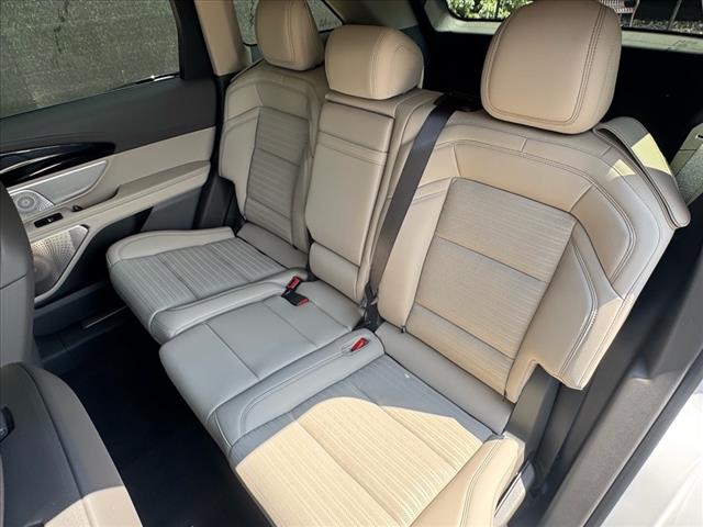 2025 Lincoln Nautilus Hybrid Reserve