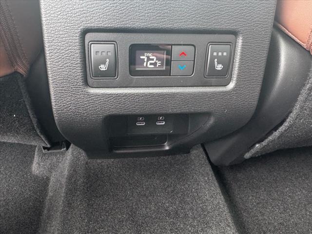 2025 Mitsubishi Outlander SEL