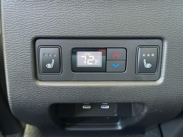 2025 Mitsubishi Outlander SEL Platinum Edition