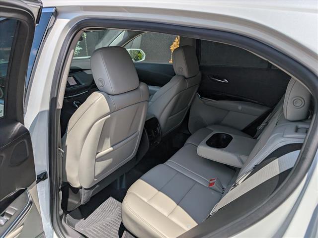 2020 Cadillac XT4 Premium Luxury