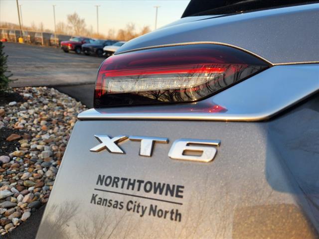 2021 Cadillac XT6 Premium Luxury