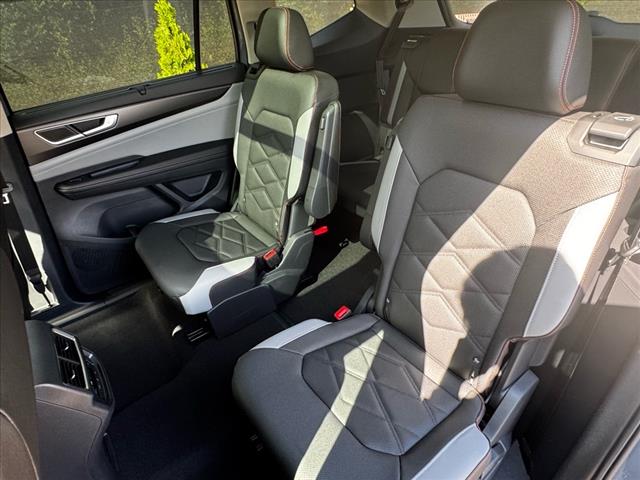 2025 Volkswagen Atlas Peak Edition 4Motion