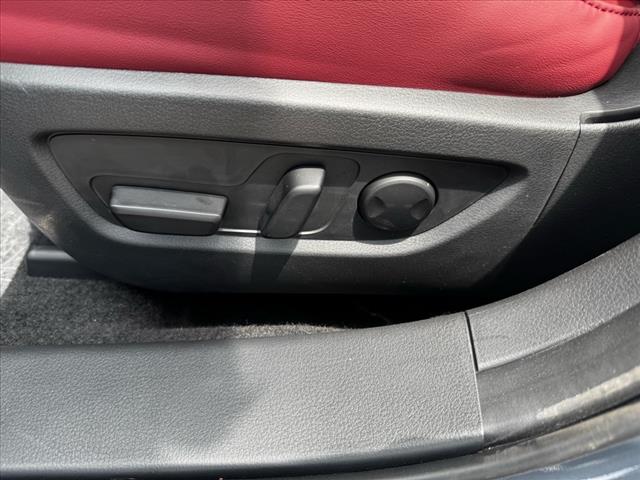 2025 Mazda CX-30 2.5 S Carbon Edition