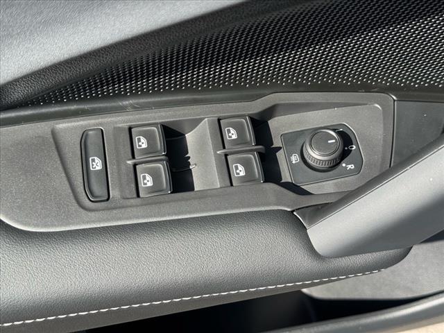2025 Volkswagen Tiguan SE 4Motion