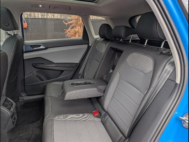 2024 Volkswagen Taos SE 4Motion