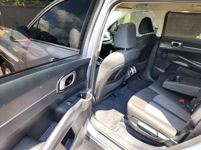 2024 Kia Sorento LX