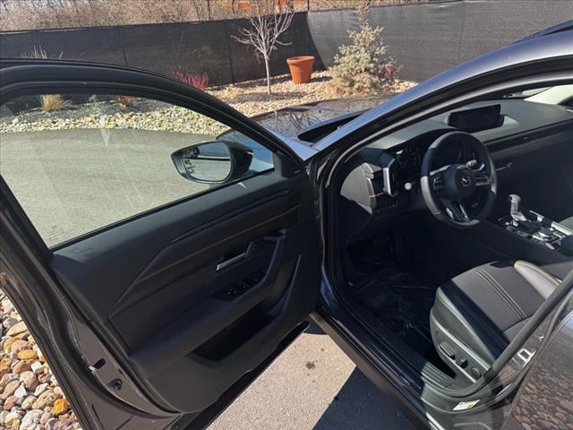 2025 Mazda CX-50 Hybrid Premium