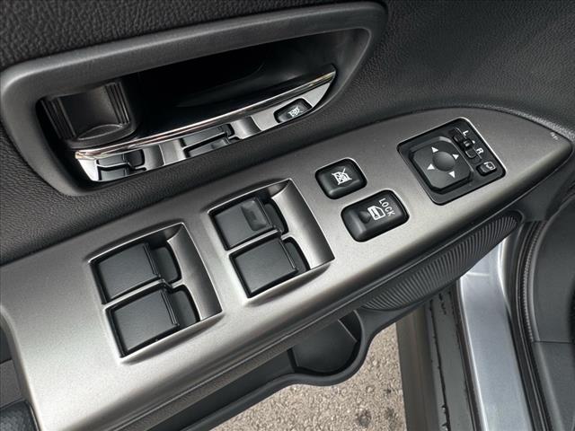 2025 Mitsubishi Outlander Sport SE