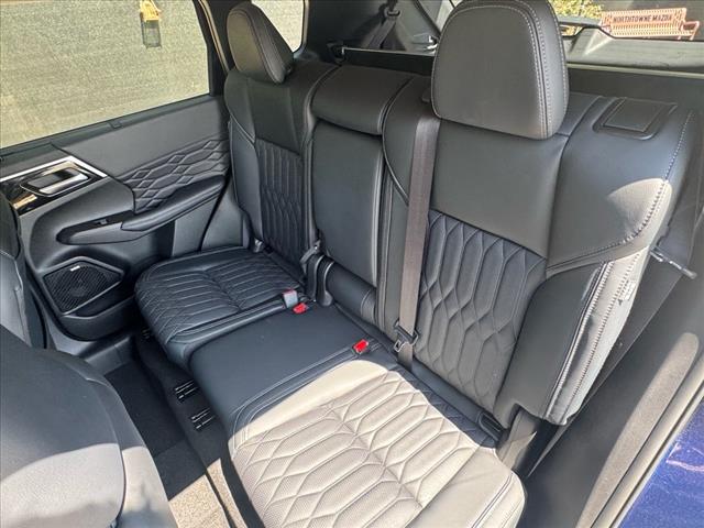 2025 Mitsubishi Outlander SEL