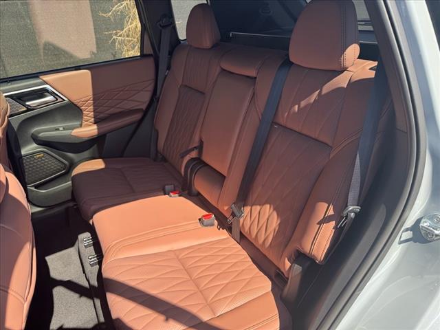 2025 Mitsubishi Outlander SEL
