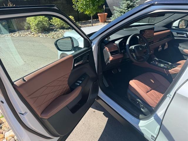 2025 Mitsubishi Outlander SEL