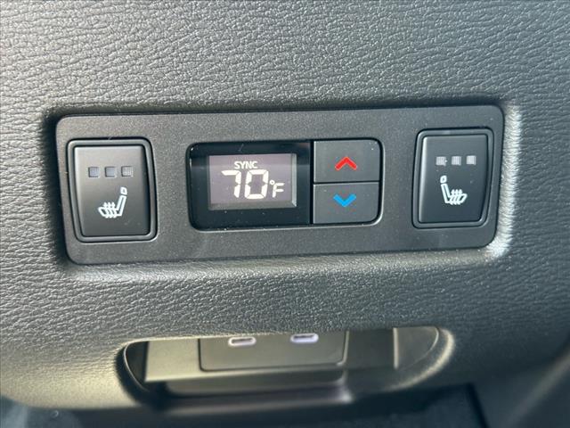 2025 Mitsubishi Outlander SEL Platinum Edition