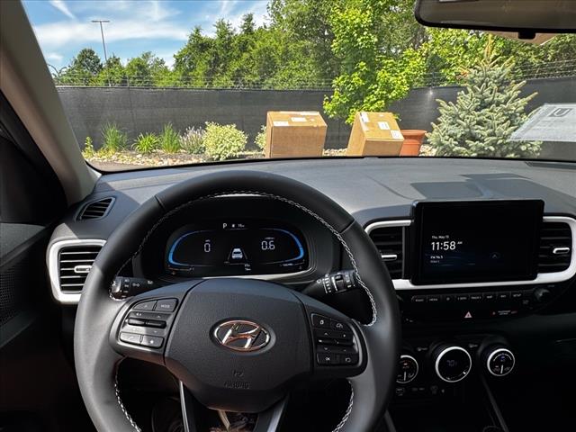 2025 Hyundai VENUE Limited