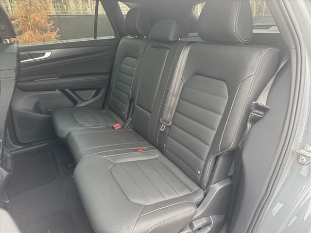 2025 Volkswagen Atlas Cross Sport SEL 4Motion