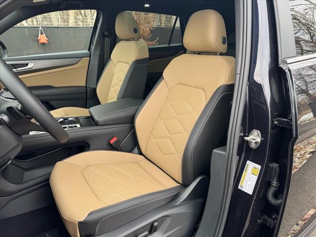 2025 Volkswagen Atlas Cross Sport SE 4Motion