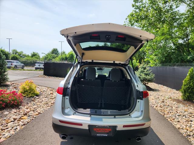 2019 Lincoln MKT Reserve