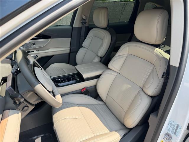 2025 Lincoln Nautilus Hybrid Reserve