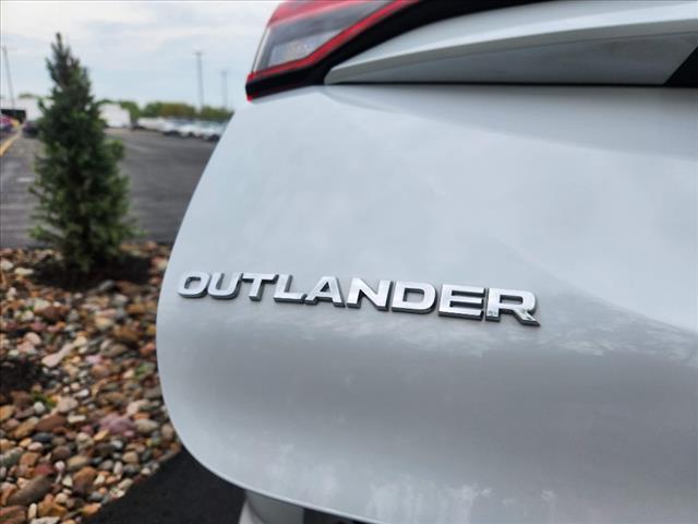 2024 Mitsubishi Outlander SEL