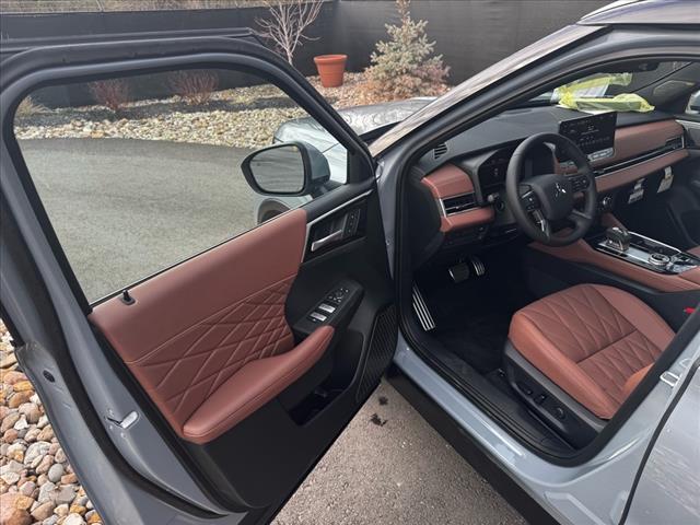 2025 Mitsubishi Outlander SEL