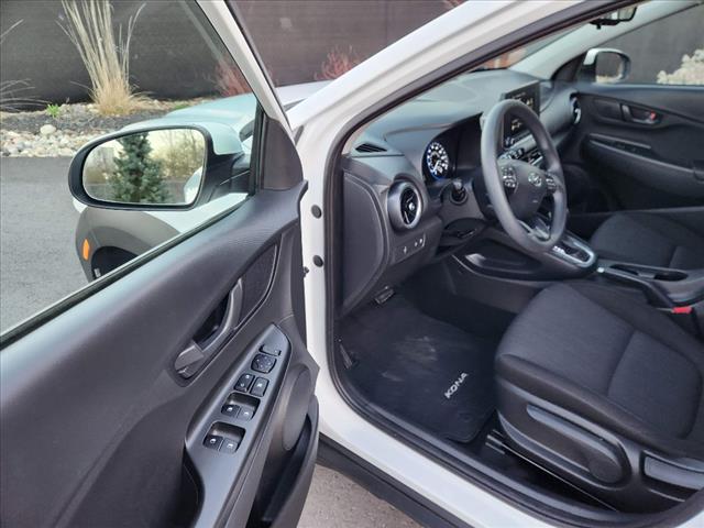 2022 Hyundai KONA SEL