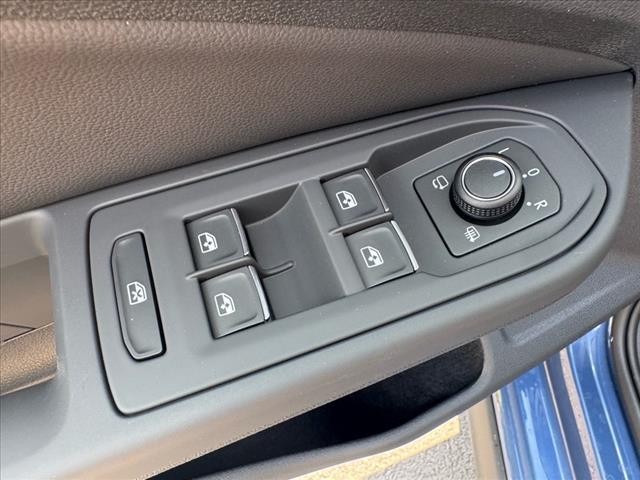 2025 Volkswagen Golf GTI SE