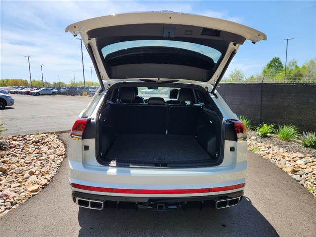 2024 Volkswagen Atlas Cross Sport SEL R-Line 4Motion