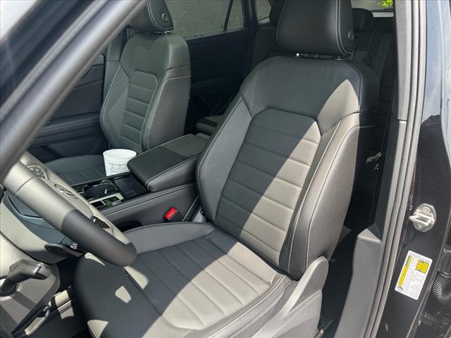 2025 Volkswagen Atlas Cross Sport SEL 4Motion