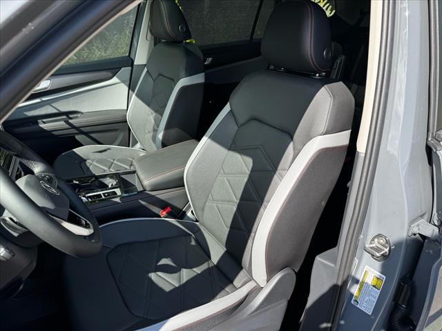 2025 Volkswagen Atlas Peak Edition 4Motion