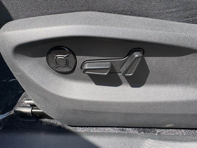 2025 Volkswagen Tiguan SE 4Motion