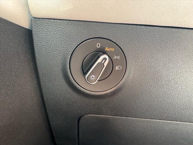 2025 Volkswagen Taos SE 4Motion