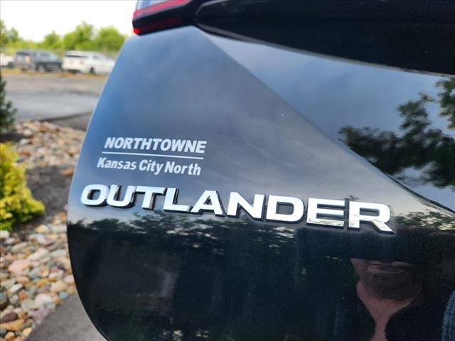 2023 Mitsubishi Outlander 40th Anniversary