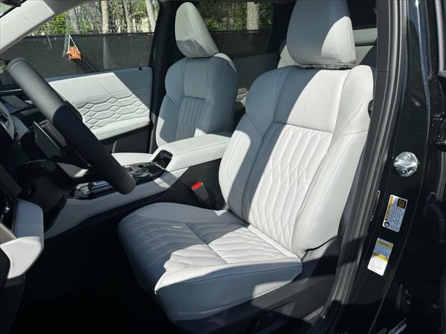 2025 Mitsubishi Outlander SEL Platinum Edition