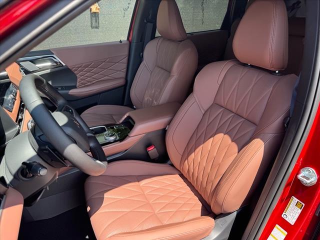 2025 Mitsubishi Outlander SEL