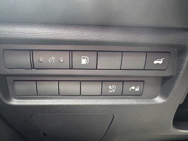 2025 Mitsubishi Outlander PHEV SE