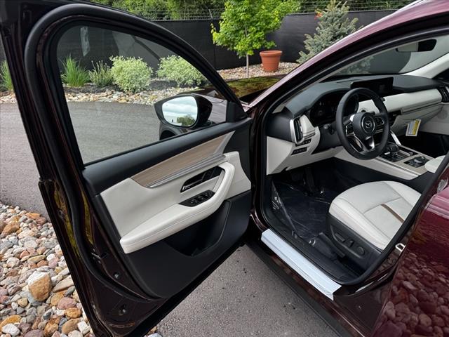 2025 Mazda CX-90 Plug-in Hybrid Premium Plus