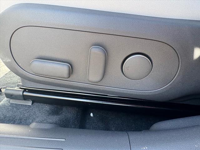 2025 Hyundai KONA Electric SEL