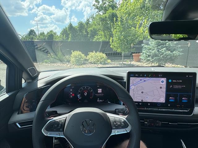 2025 Volkswagen Golf GTI SE