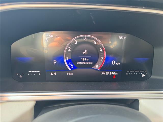 2025 Volkswagen Taos SE 4Motion