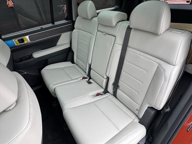 2025 Hyundai SANTA FE Limited